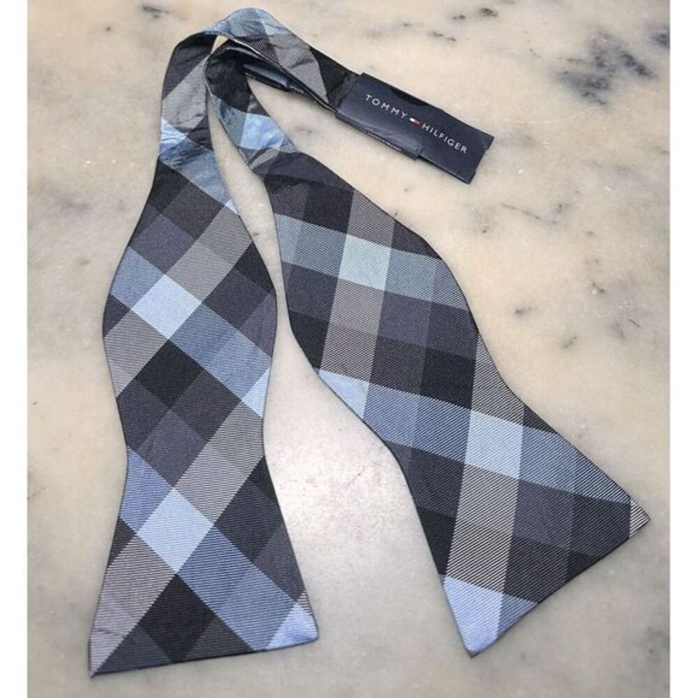 Tommy Hilfiger NWT $45 Retail Blue Buffalo Check Self Tie Adjustable Bow Tie